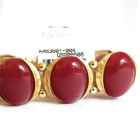 𝅺3/$29! Cranberry Red & Gold Statement Bracelet   - Picture 2 of 6